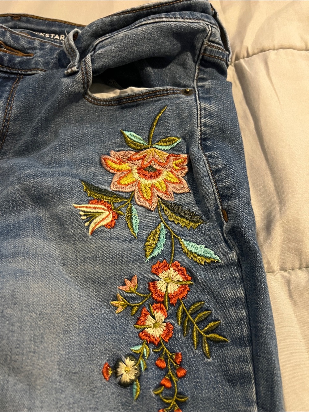 Old Navy stretch Blue Skinny Jeans with Orange Floral Embroidery - Picture 5 of 7
